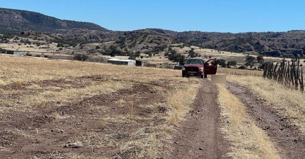 Investiga Fiscalía Occidente homicidio de un hombre de 65 años en San Francisco de Borja; aseguran armas y vehículos en la escena