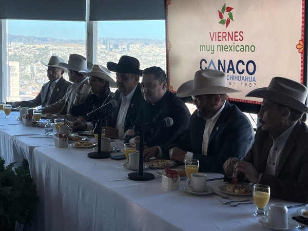 Llaman comerciantes a apoyar a el sector ganadero tras afectaciones por cierre de fronteras