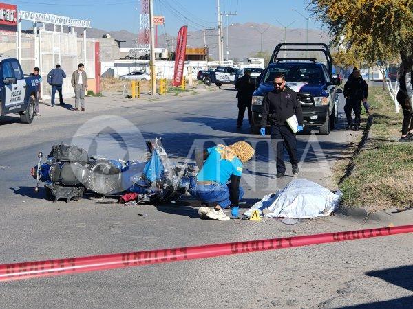 Muere motociclista tras choque en avenida Quinta Real