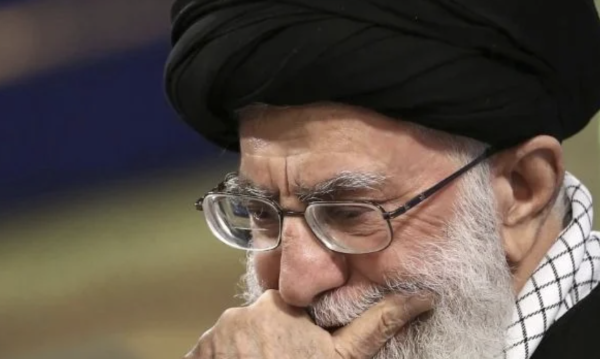 Medios estatales iraníes confirman la muerte de Alí Jamenei, líder supremo del país