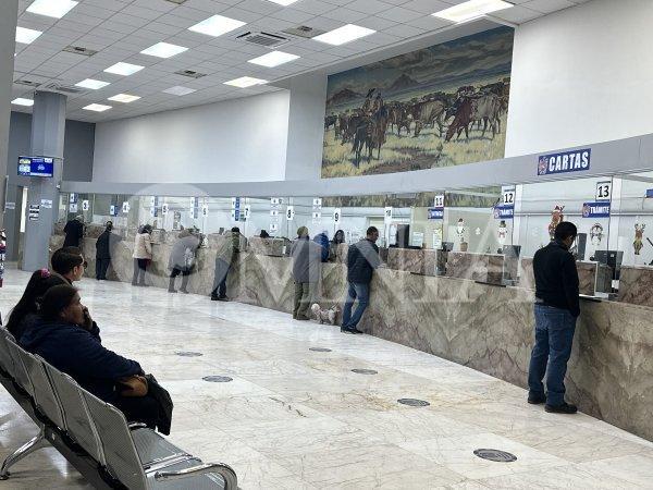 Arriban primeros contribuyentes a pagar el predial