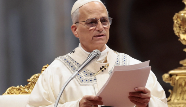 El Papa reza por las víctimas del incendio en Suiza, que deja más de 40 fallecidos