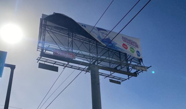 Exhorta Gobierno Municipal a regularizar anuncios publicitarios y evitar sanciones