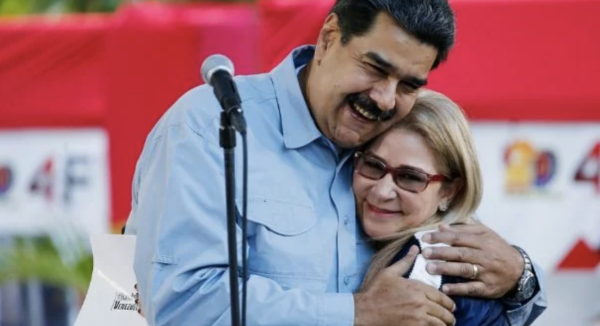 Acusan a formalmente a Maduro, su familia y otros líderes venezolanos de narcotráfico y terrorismo