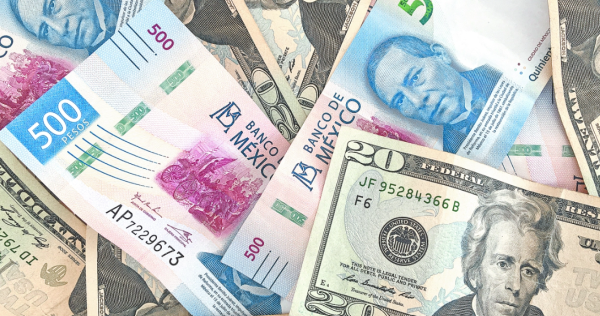 Peso bajó 0.28% frente al dólar en apertura de mercado en Asia