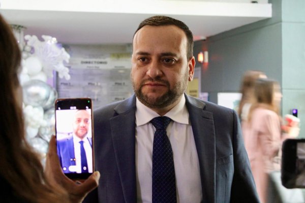 No al intervencionismo, sí a la libertad; ninguna dictadura más en América Latina: Arturo Medina