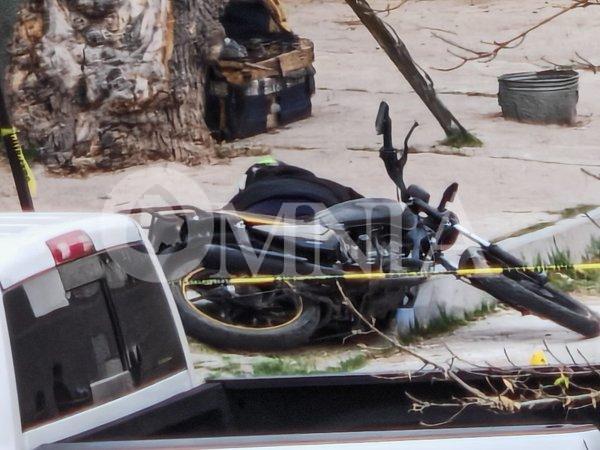 Ejecutan a motociclista atrás de la clínica 33 de IMSS