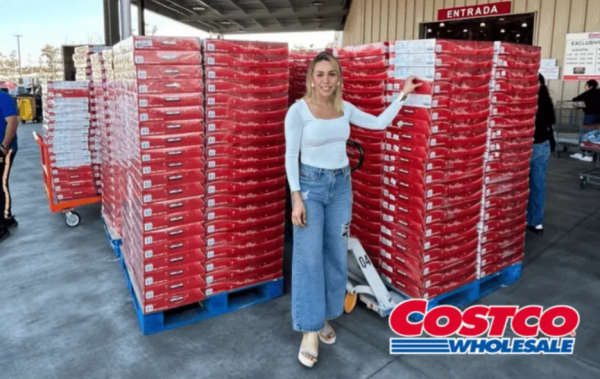 La 'Reina del Costco' lo hace de nuevo; compra mil roscas para reventa