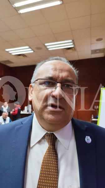 Rivera Campos se reúne con directores de la UACh tras señalamientos en su contra