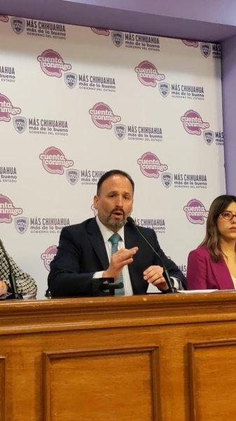 En platicas Gobierno del Estado con alcaldesa de Guadalupe y Calvo tras videos de funcionarias municipales