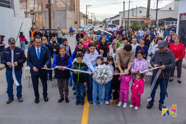 Entregan Miriam Soto y JMAS Meoqui pavimentación de la calle 5 de Febrero con inversión de 10.2 MDP