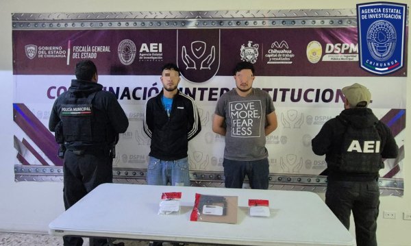Detiene AEI Zona Centro a dos masculinos con droga en Labor de Terrazas