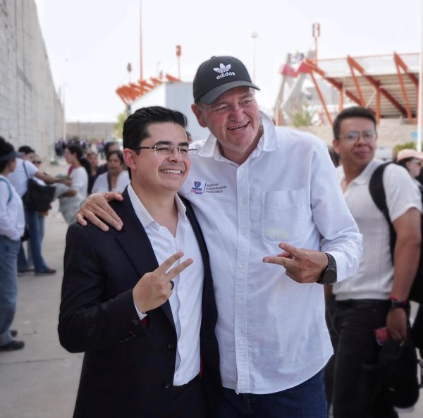 Lamento muerte de David Barraza; estoy muy triste, era un gran amigo: Rafa Loera