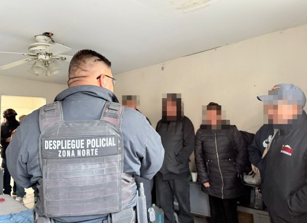Rescata Policía del Estado a grupo de migrantes en situación de secuestro en Ciudad Juárez