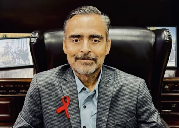 Tras perder visa de EUA, alcalde de Puerto Peñasco deja el cargo