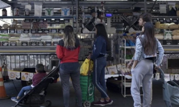 Sheinbaum arranca con la canasta básica real más alta de todos los sexenios