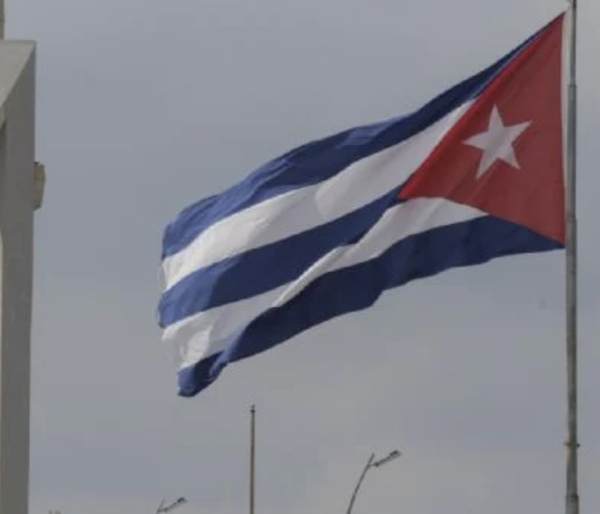 EU permite que México envíe petróleo a Cuba pese al amago de Trump: CBS