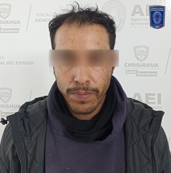 Detienen AEI y Ejército a hombre con arma de fuego y droga