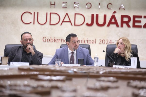 Cabildo emite exhorto para que el Juárez Bus preste servicio hasta las 02:00 horas