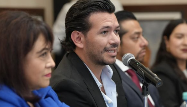 Titular de Planeación de Hidalgo se deslinda de contrato millonario adjudicado a socio de su padre