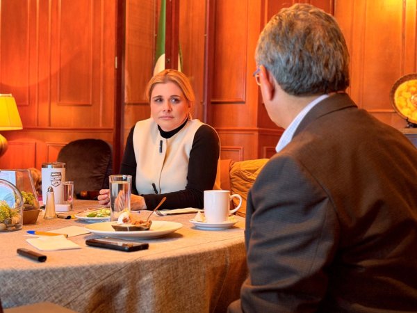 Maru Campos sostiene reunión con rector de la Universidad Tecnológica de Ciudad Juárez