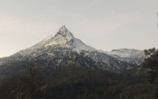 Nevado de Colima tiene su primera nevada del año