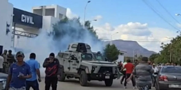 Detienen con armas y droga a siete integrantes del Cártel Jalisco Nueva Generación en Michoacán