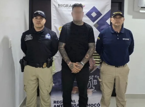 Capturan en Colombia al cuarto implicado en el feminicidio de veterinaria y su hija en Veracruz