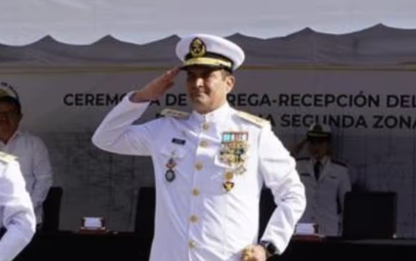 Desde el Altiplano, vicealmirante señalado por huachicol fiscal intenta evitar su baja de la Marina