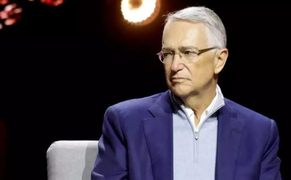 Vence plazo: Salinas Pliego debe 51 mil mdp al SAT