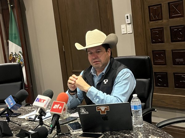 Yo no estoy enfocado en temas políticos, no sé si las cosas pudieran cambiar, pero mi compromiso hoy por hoy es con los ganaderos: Álvaro Bustillos