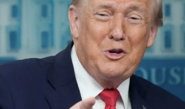 Trump revela que pensó ponerle su nombre al Golfo de México (Video)