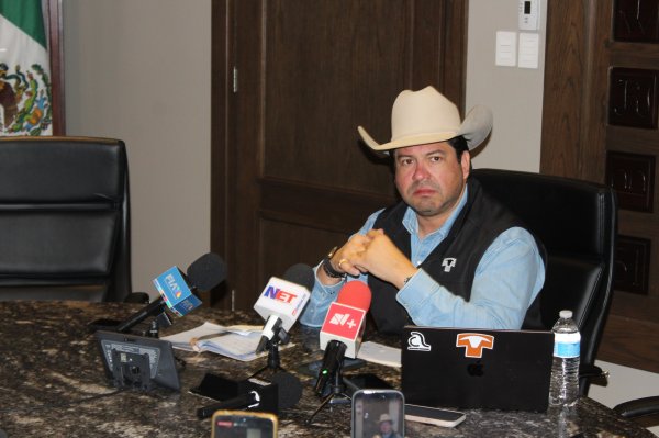 Chihuahua no permitirá tránsito de ganado con riesgos sanitarios, Alvaro Bustillos