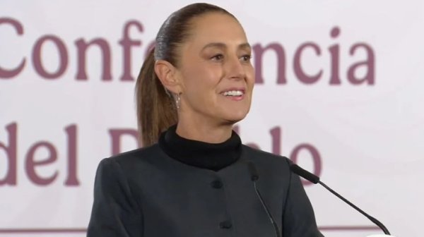 “He tomado la decisión”: Sheinbaum anuncia que funcionarios deberán viajar en aviones mexicanos a EU cuando tengan capacitación