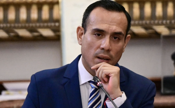 José Jerí denuncia 