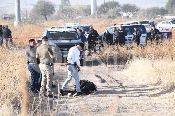 Segundo hecho violento del día;Localizan cuerpo calcinado en camino de terracería en la colonia Sierra Azul