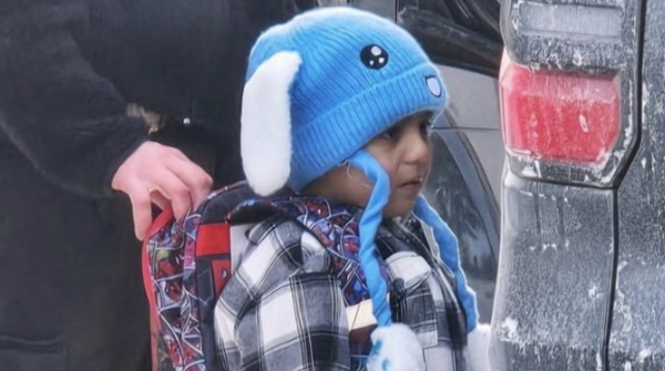 ICE detuvo a niño de 5 años en Minnesota y lo usó como carnada, denuncia funcionaria escolar