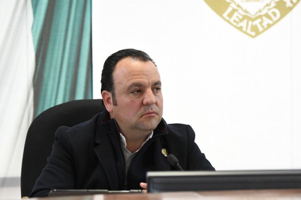 Pide Congreso no relajar las medidas del gusano barrenador para lograr combatir esta plaga