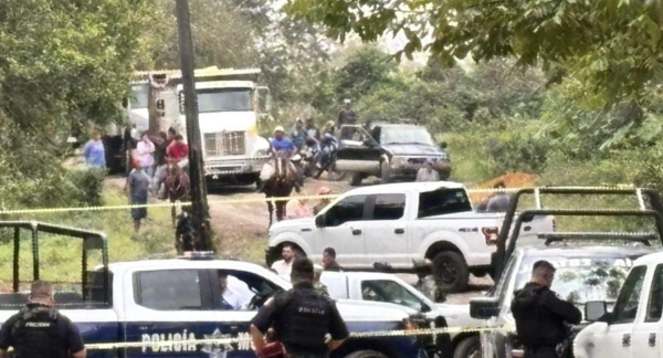 Violencia marca visita de Sheinbaum a Veracruz: decapitan a dos militares y asesinan a un reparador de baches