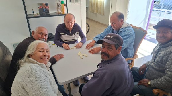 Fortalecen adultos mayores convivencia en la Casa de los Abuelos Norte