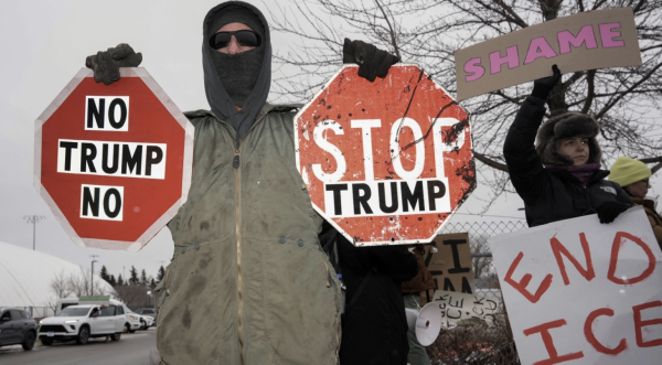 Jueza estudia pausar represión en Minnesota