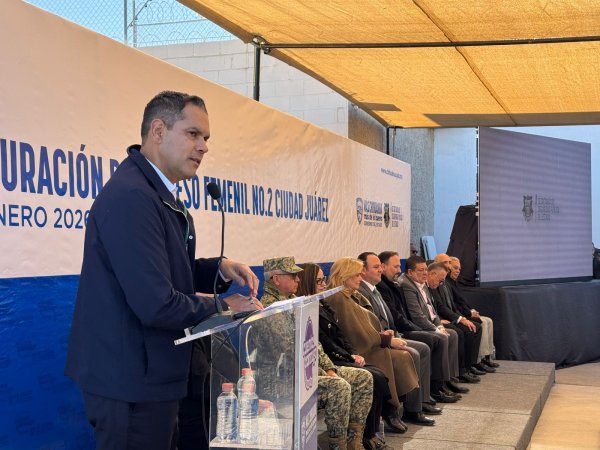 Inaugura Maru y Loya Cereso Femenil No. 2 en Ciudad Juárez