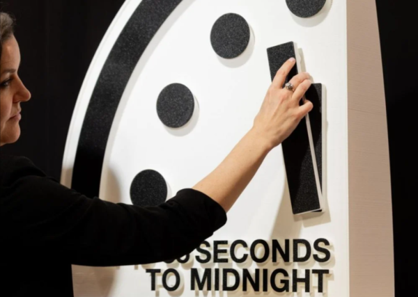 La IA adelanta el Reloj del Juicio Final; la humanidad está a 85 segundos de su destrucción