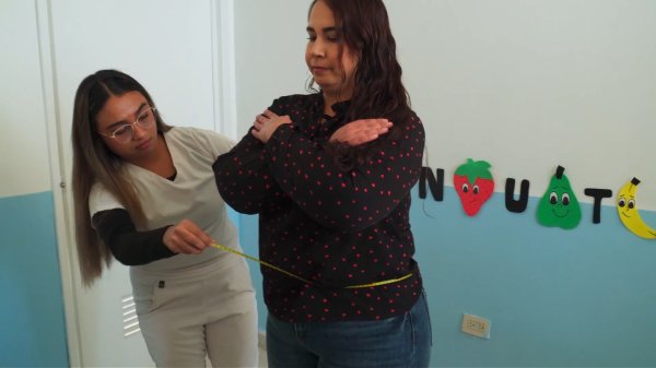 Lleva Miriam Soto atención directa a vecinos de Misión San Pablo