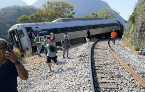 Tren Interoceánico descarriló por ir a exceso de velocidad, concluye la FGR