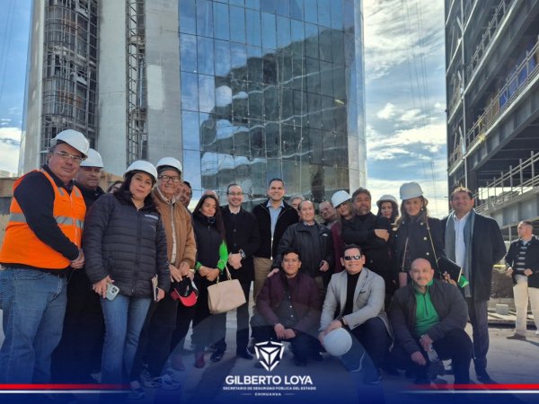 Loya Chávez muestra avances de la Torre Centinela tras críticas del alcalde de Juárez