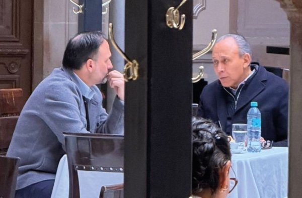 Fue un encuentro cordial con el ex gobernador Reyes Baeza: Santiago De la Peña