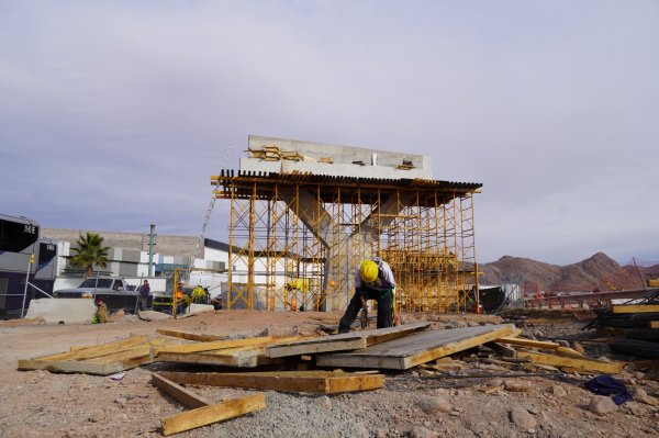 Alcanza Paso Superior en vialidad Los Nogales y avenida de las Industrias 25% de avance: Municipio