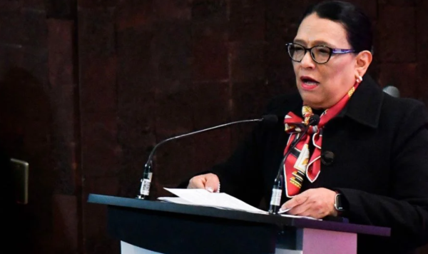 “Nuestra lealtad al proyecto debe ser absoluta, no tenemos derecho a fallar”, dice Rosa Icela Rodríguez a diputados de Morena