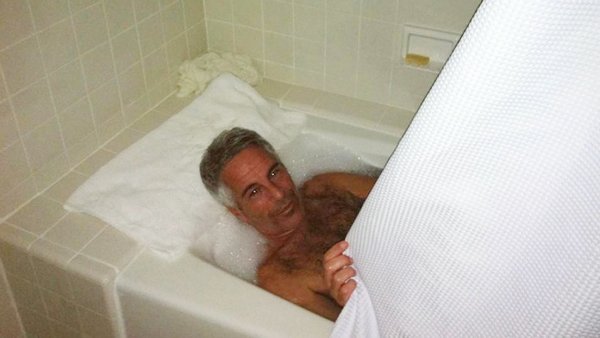 Violaciones diarias a menores: la repulsiva rutina que revelan los archivos de Epstein